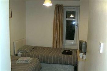 Highlander B&B Инвернес Екстериор снимка