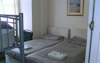 Highlander B&B Инвернес Екстериор снимка